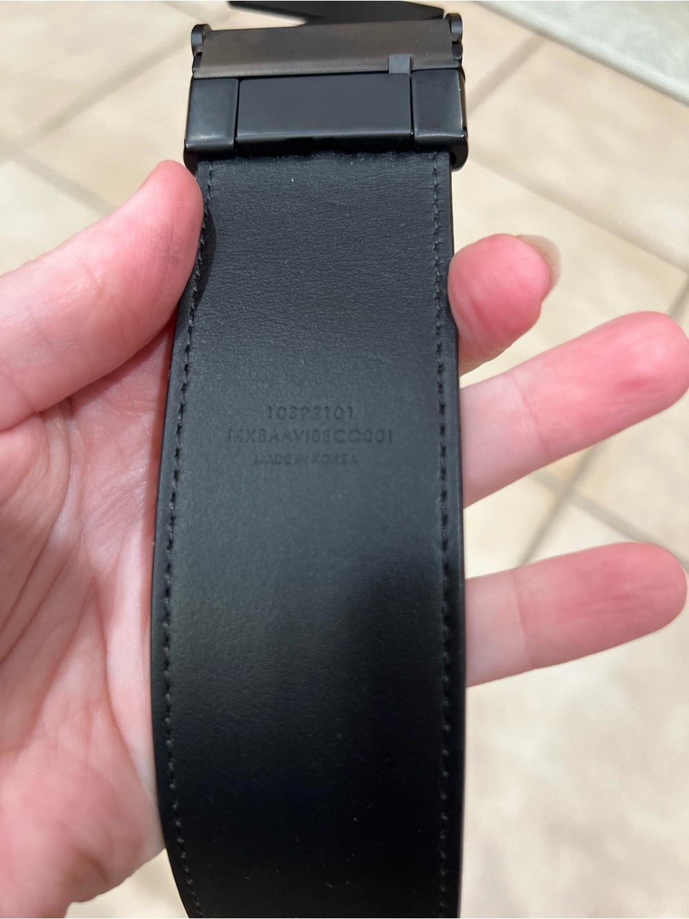 MCM Cognac Visetos Belt with Matte Black 'M' Buckle reversible to black - Picture 3 of 8